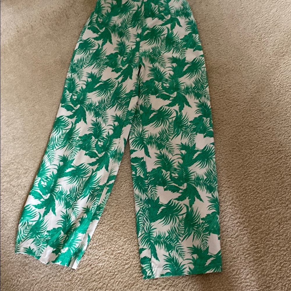 SHEIN Green and White Leaf Print Pants